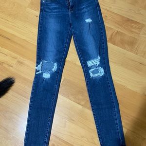 Levi’s high rise skinny jean